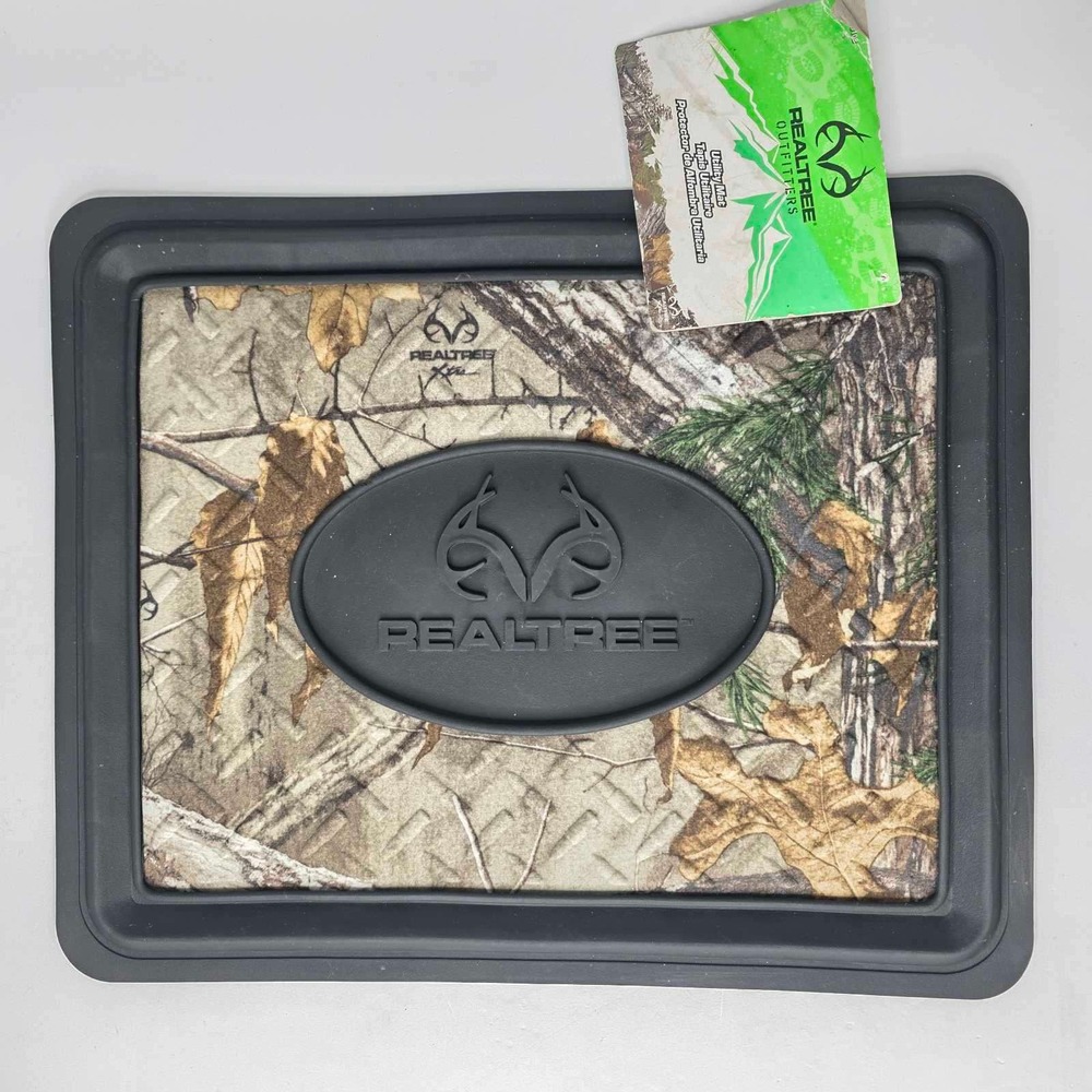Realtree Outfitters Utility Camo Floor Mats Set of 2 Universal Fit Car Track Mat - Picture 2 of 10